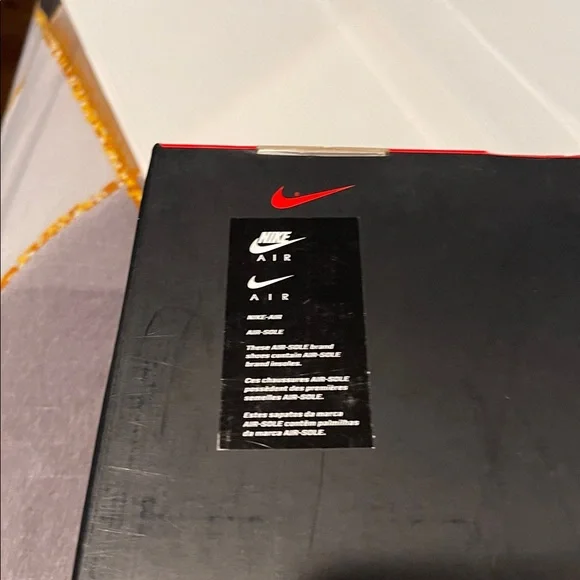 Nike High-Top Sneakers in Blue and Orange New York Knicks  Nike Air - Picture 8 of 13